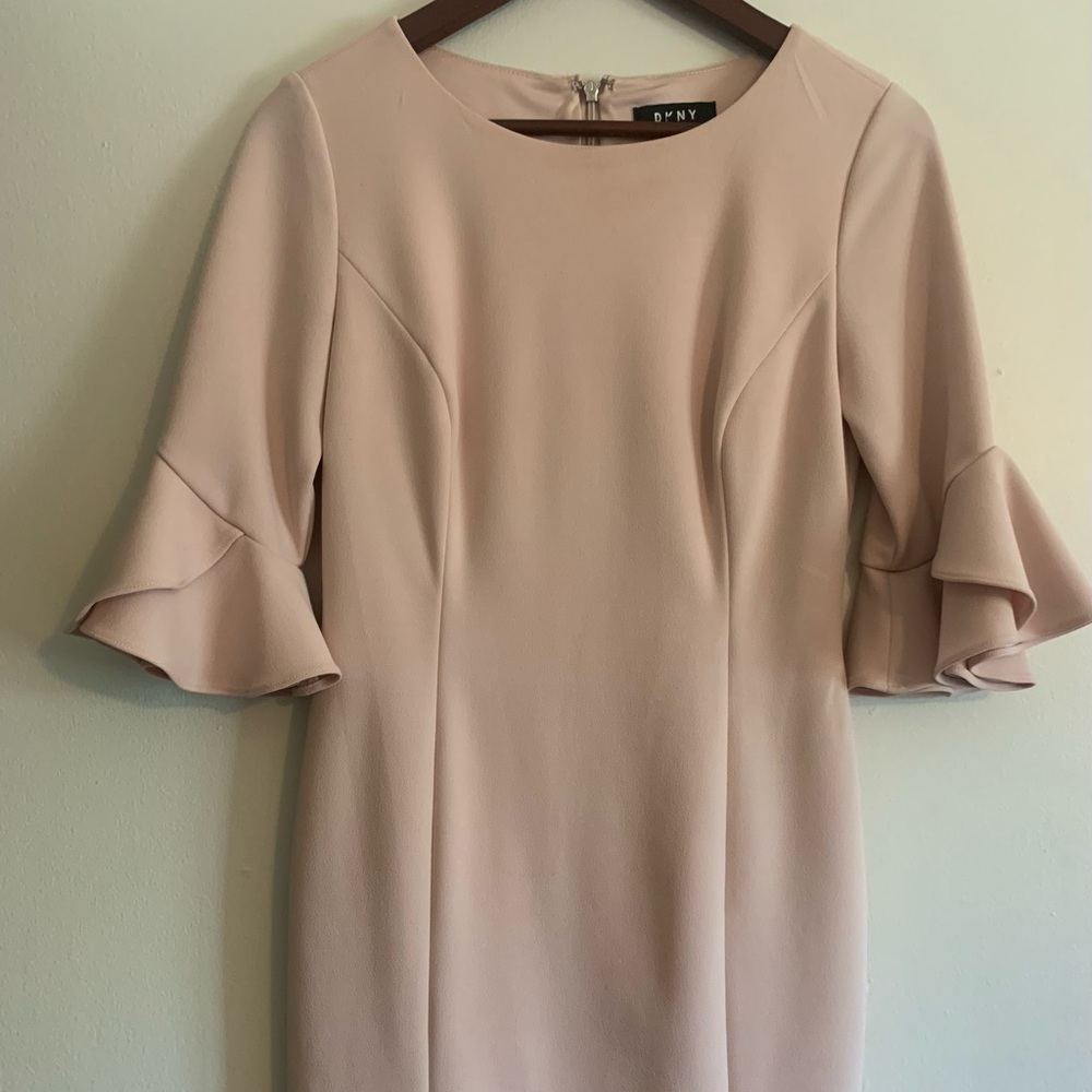 Elegant mauve midi dress.